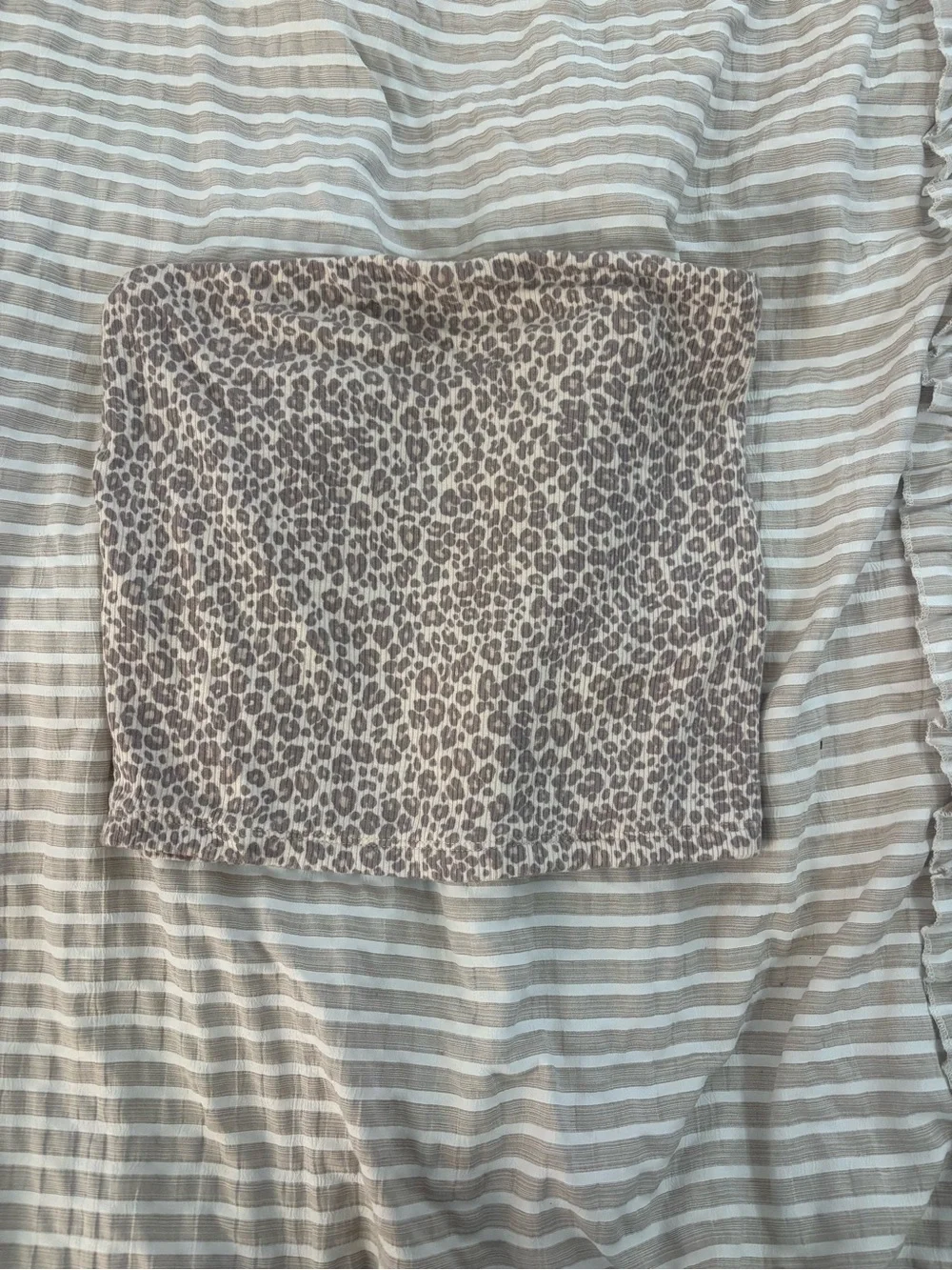 American Eagle Outfitters Leopard Print Mini Skirt in Taupe and Cream